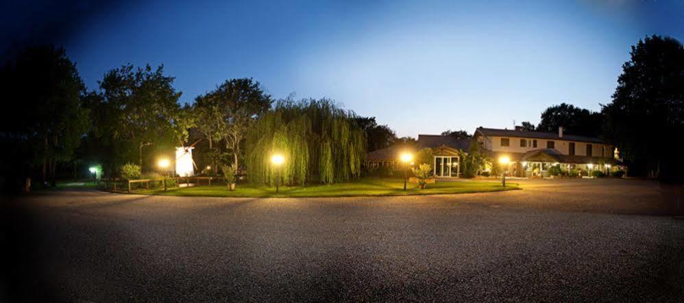 Hotel La Ferme D'En Chon بيسكاروس المظهر الخارجي الصورة